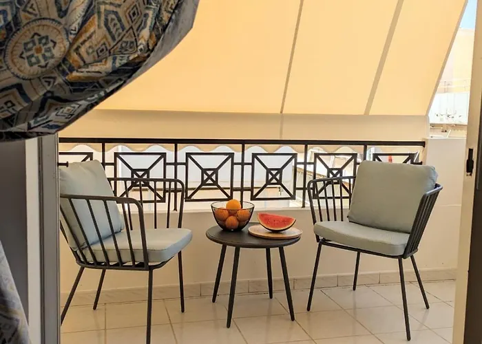 A Cozy By The Sea * Loutráki